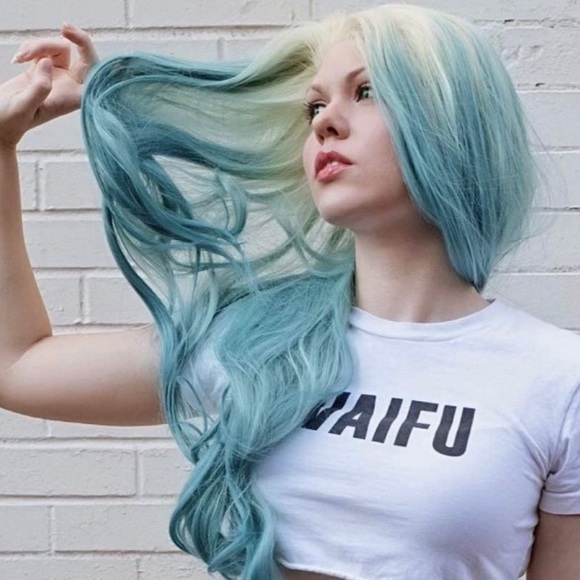 22” OMBRÉ BLONDE & BLUE BODY WAVY LACE FRONT WIG